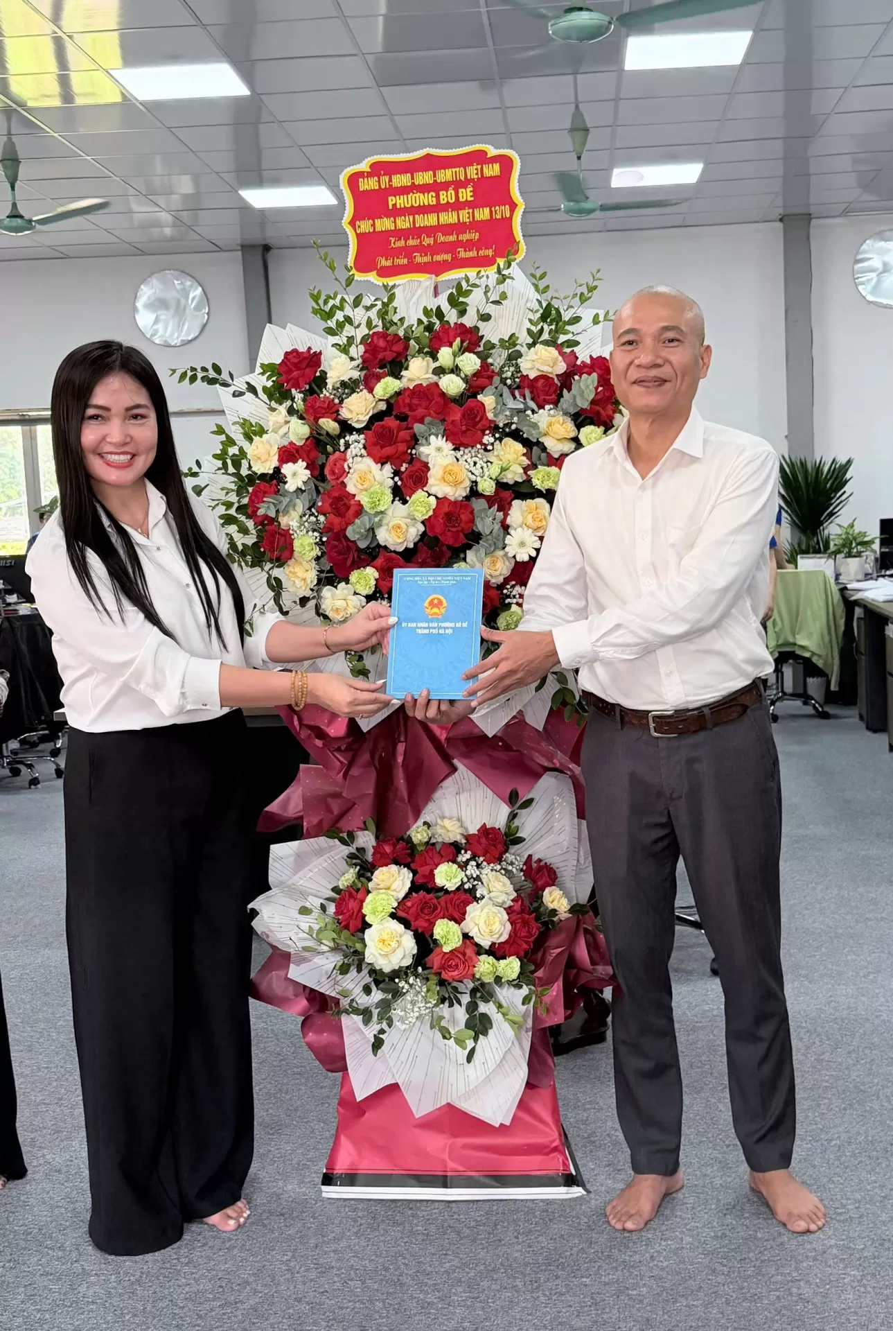 APLACO VINH DỰ ĐÓN ĐOÀN ĐẠI BIỂU PHƯỜNG BỒ ĐỀ NHÂN NGÀY DOANH NHÂN VIỆT NAM 13/10